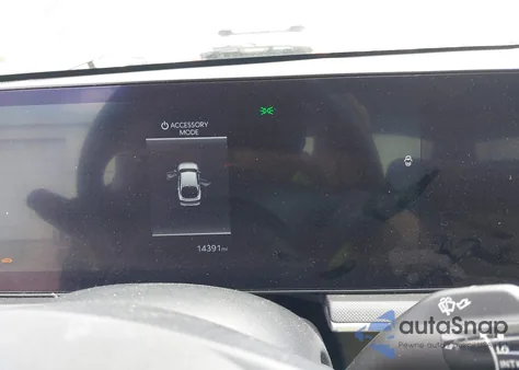 2025 Kia K5 Lxs z USA, uszkodzony, nr VIN KNAG24J78S5275906